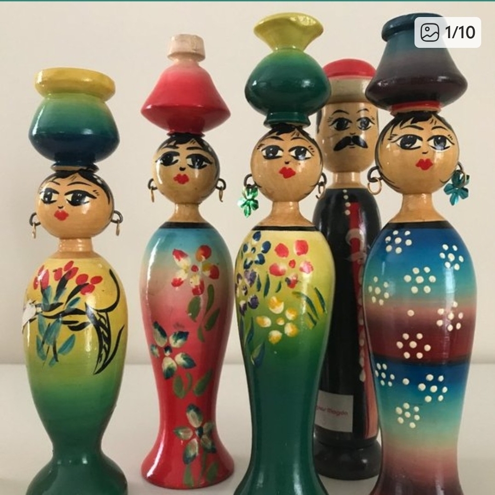 Hand-Painted Wooden Figurine Set - Multicolor Decorative Dolls